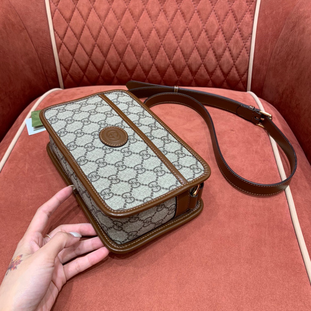 Gucc1 Supreme bag angle 4