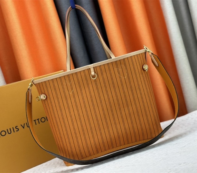 Louis Vuitton Neverfull Bandouliere Inside Out MM Tote In Monogram Canvas And Jaune Safran Textile angle 4