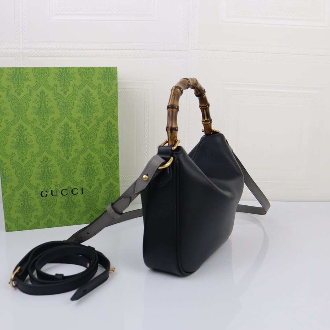 Gucci Diana Bamboo Small Shoulder Bag angle 2