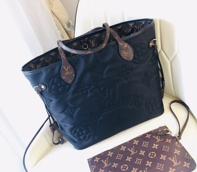 Louis Vuitton Econyl Regenerated Nylon Neverfull MM Tote In Black angle 4
