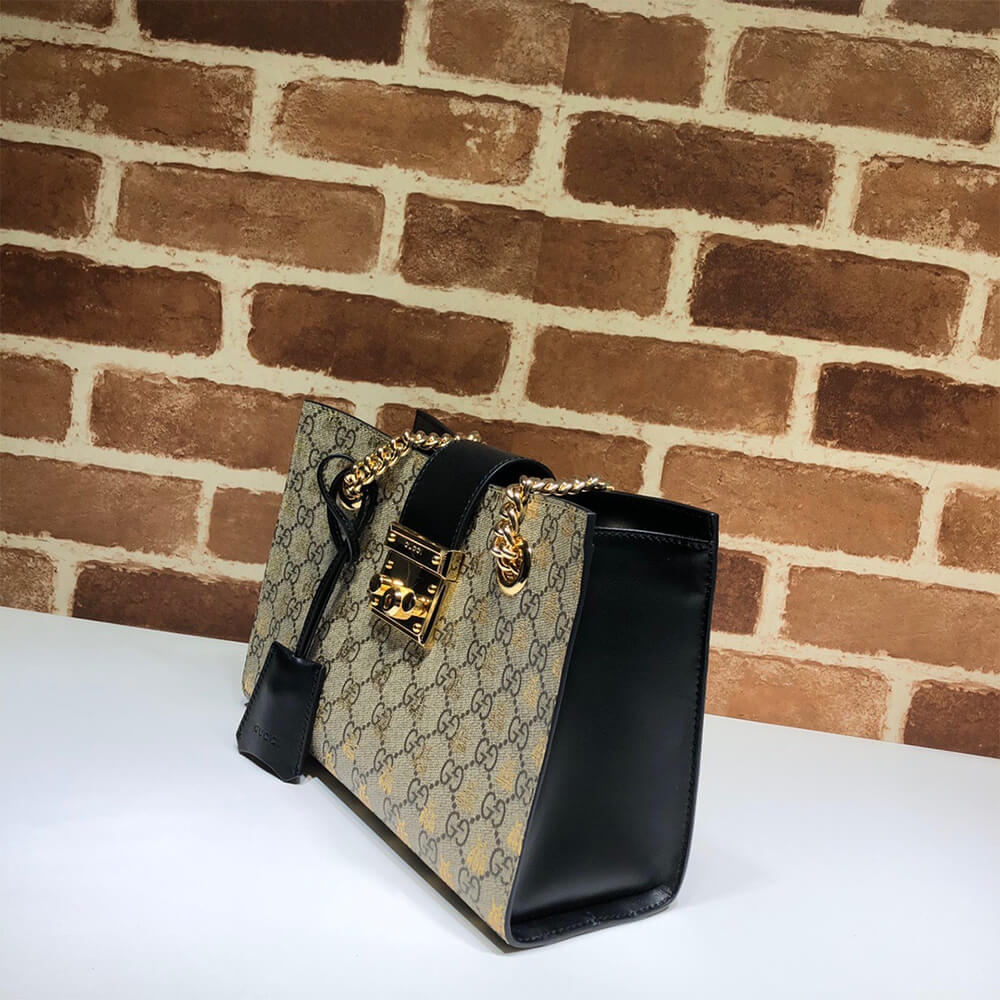 GG Padlock small GG bees shoulder bag angle 4