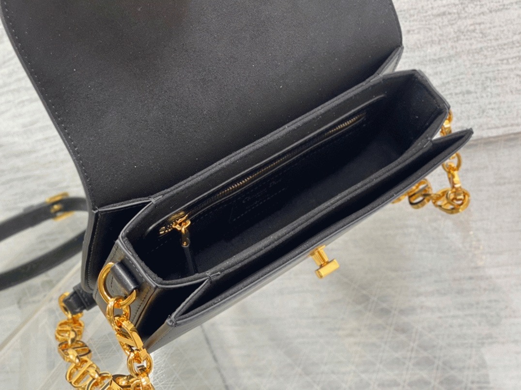 Dior 30 Montaigne Avenue Bag Knockoff in Black Box Calfskin angle 2