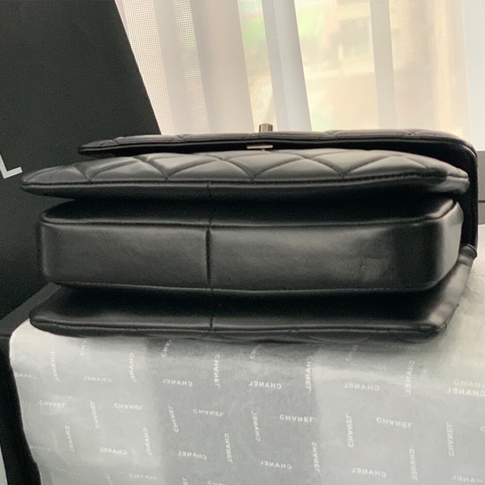 CHANEL FLAP BAG WITH TOP HANDLE angle 2