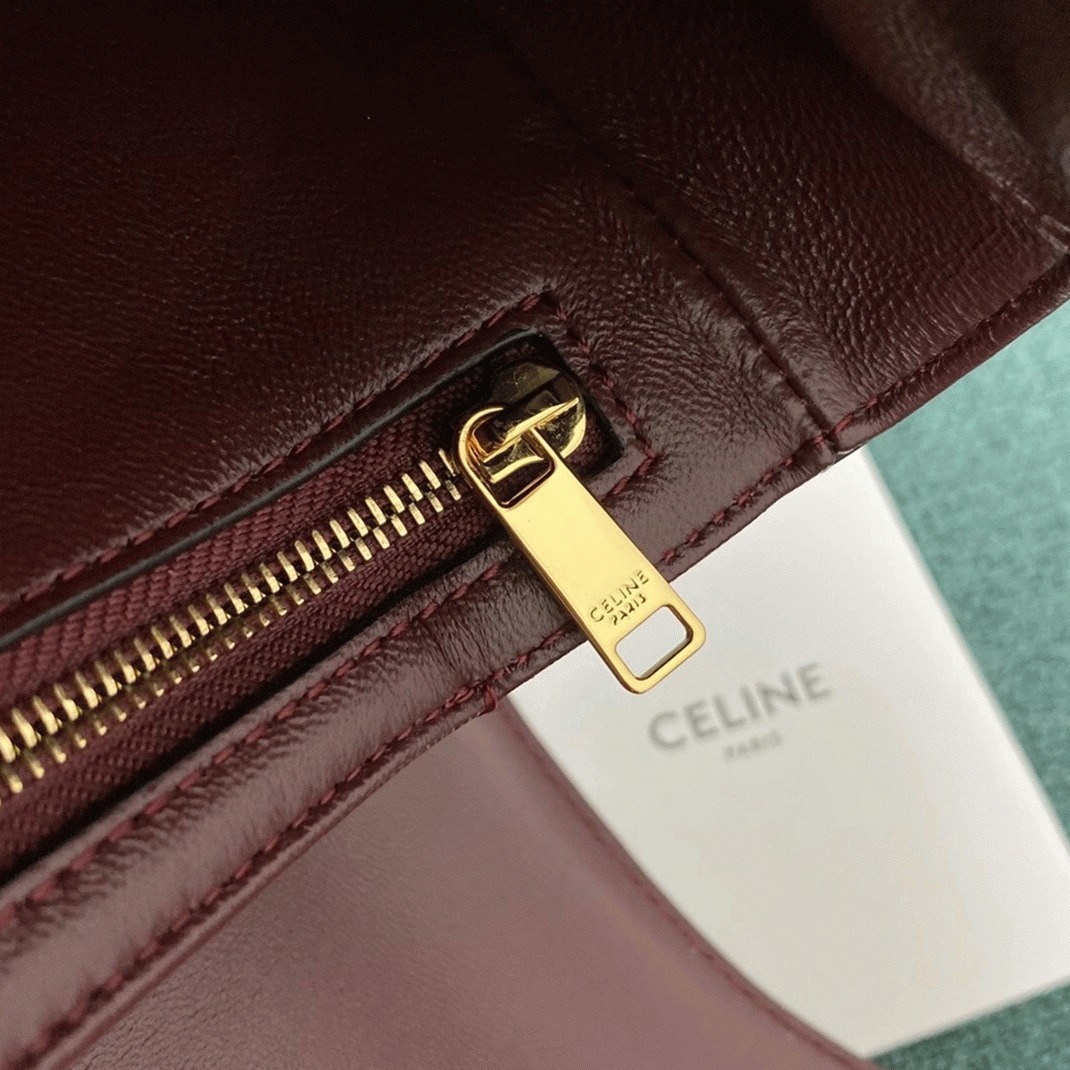 Top Quality Replica Celine Triomphe Medium Bag In Bordeaux angle 4
