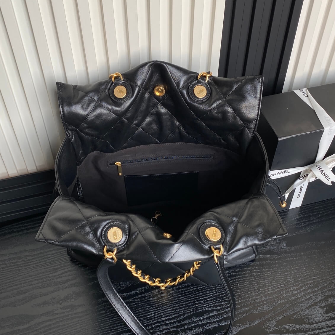 Chanel Shopping Bag(high-end grade) angle 5