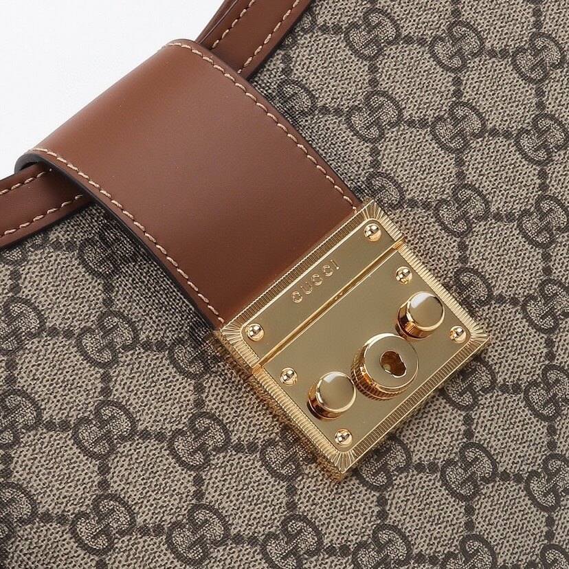 PADLOCK GG MEDIUM SHOULDER BAG angle 5