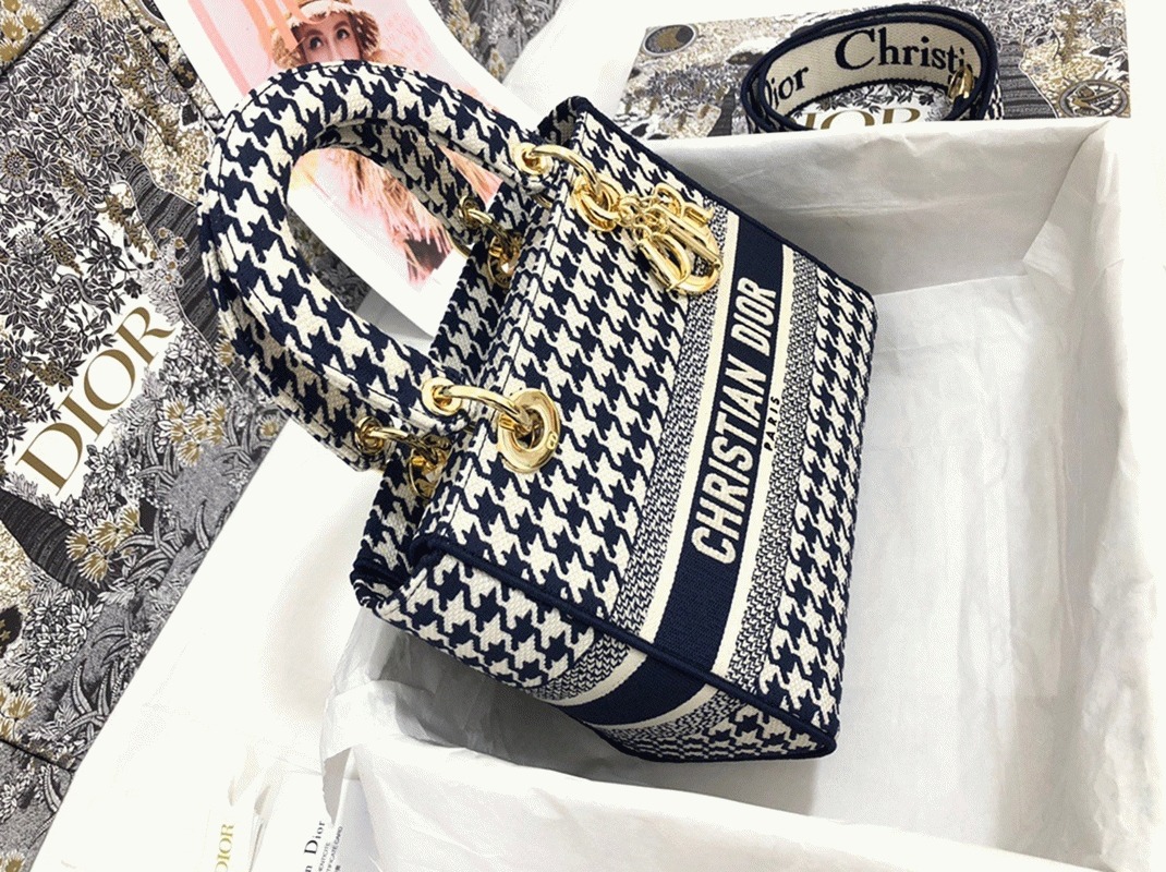 Dior Lady D-Lite Medium Bag Replica in Black White Houndstooth Embroidery angle 3