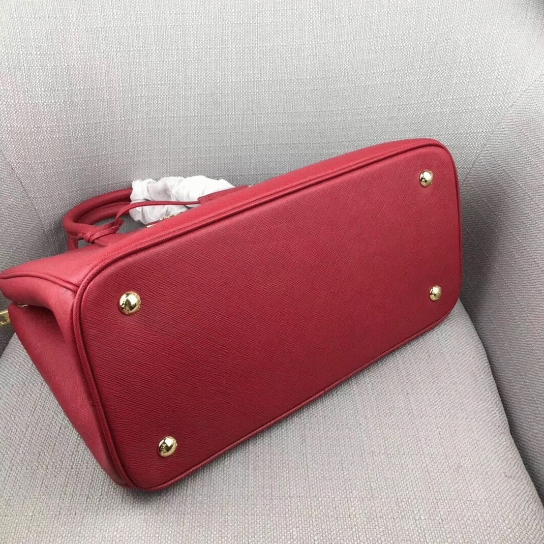 Red Prada Galleria Large Bag Best Replica angle 5
