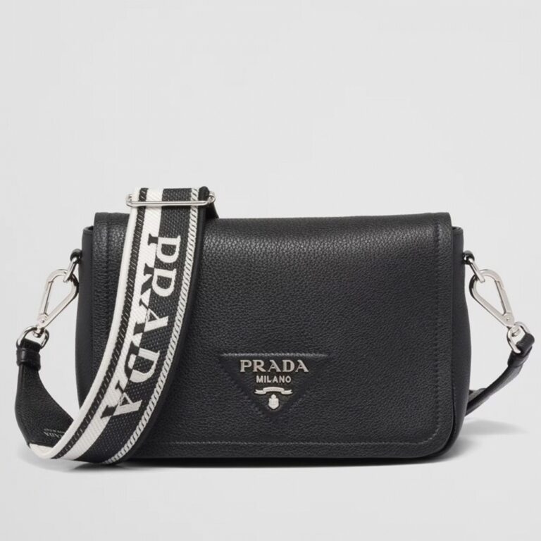 Prada Flap Shoulder Bag Knockoff in Black