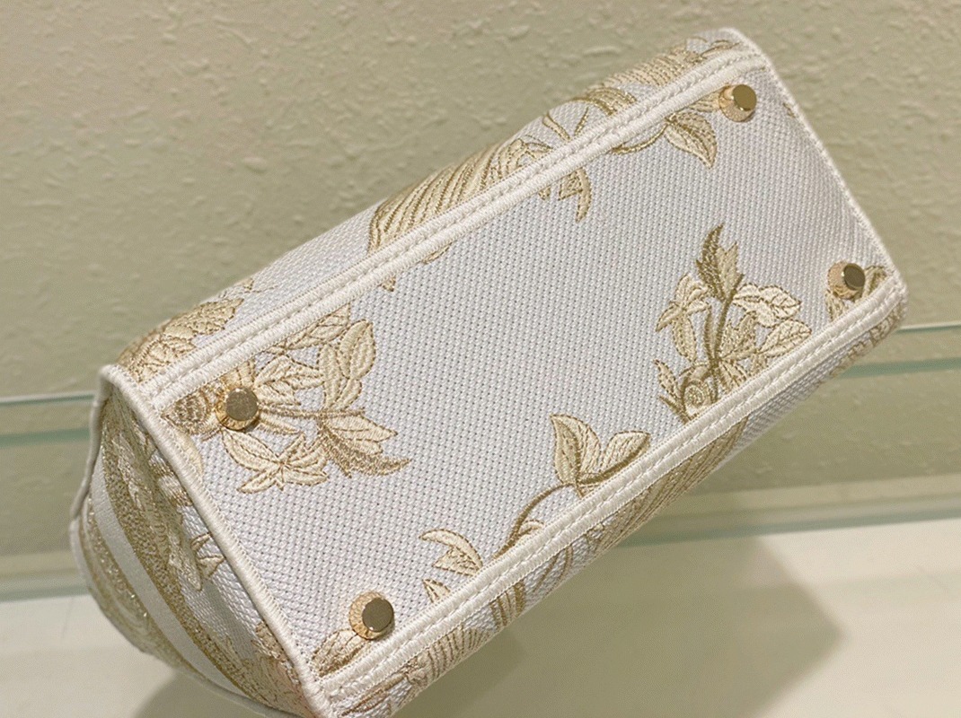 Dior Lady D-Lite Medium Bag Knockoff in Gold Jardin d Hiver Embroidery angle 2