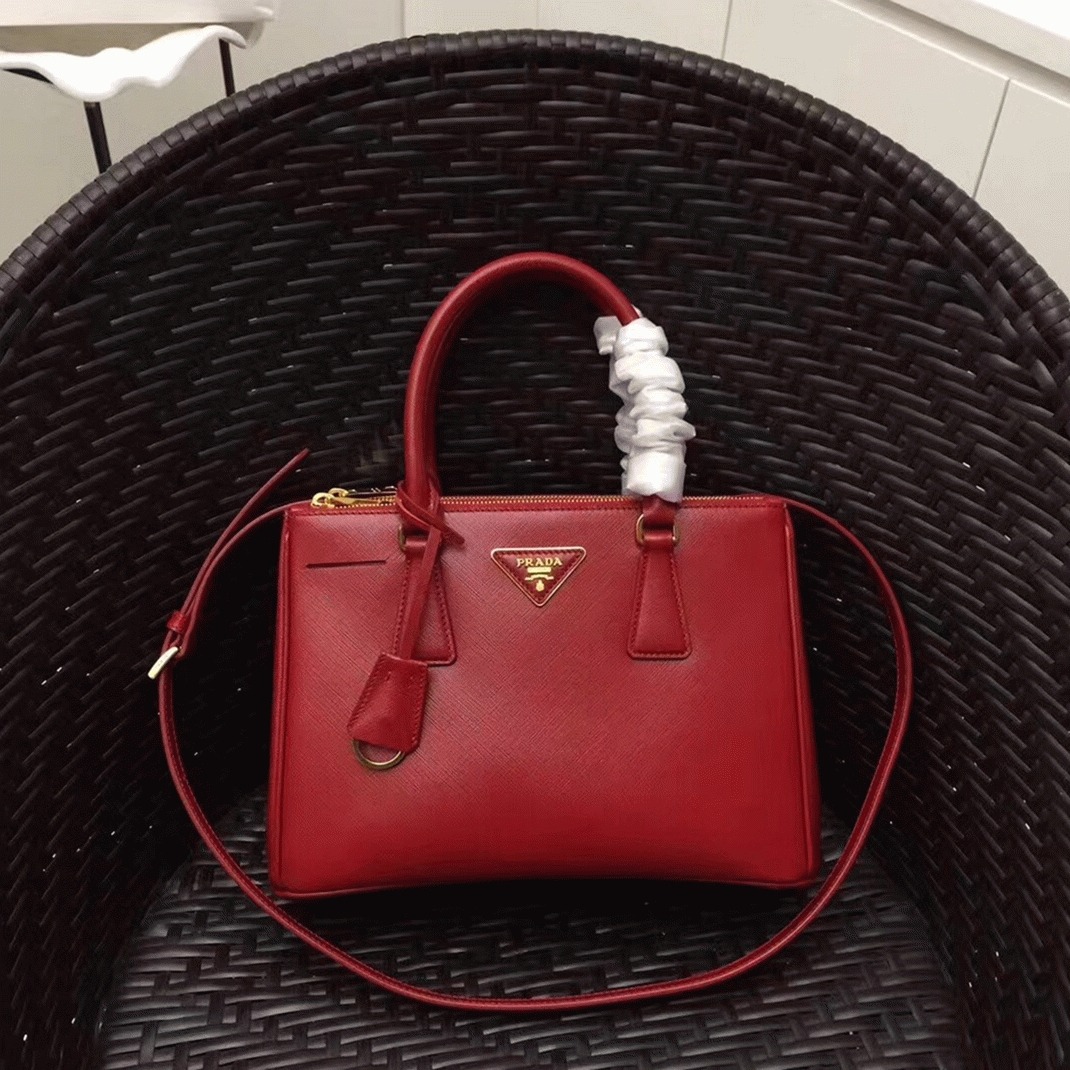 Red Prada Galleria Medium Bag Best Replica angle 2