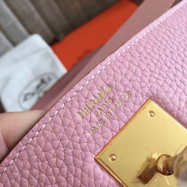 Pink Clemence Replica Hermes Kelly Retourne 28cm Feminine Handbag angle 5