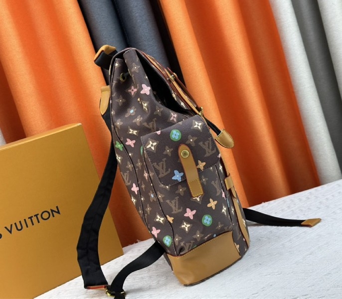 Louis Vuitton Monogram Craggy Christopher MM Backpack In Chocolate angle 4