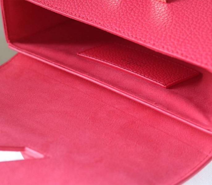 Louis Vuitton Taurillon Leather Twist MM Scrunchie Handle In Pondichery Pink angle 4