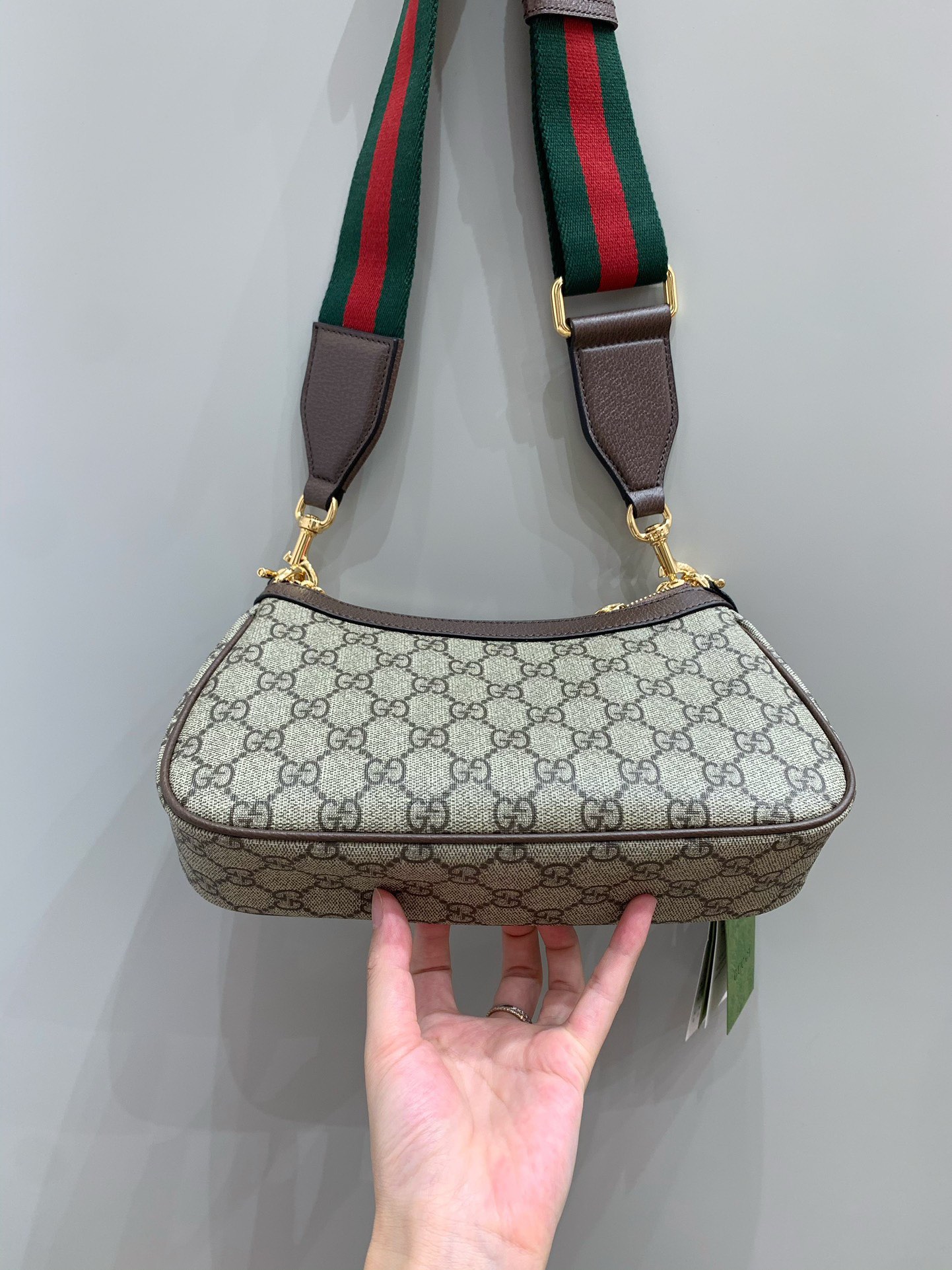 GG Ophidia handle bag angle 4