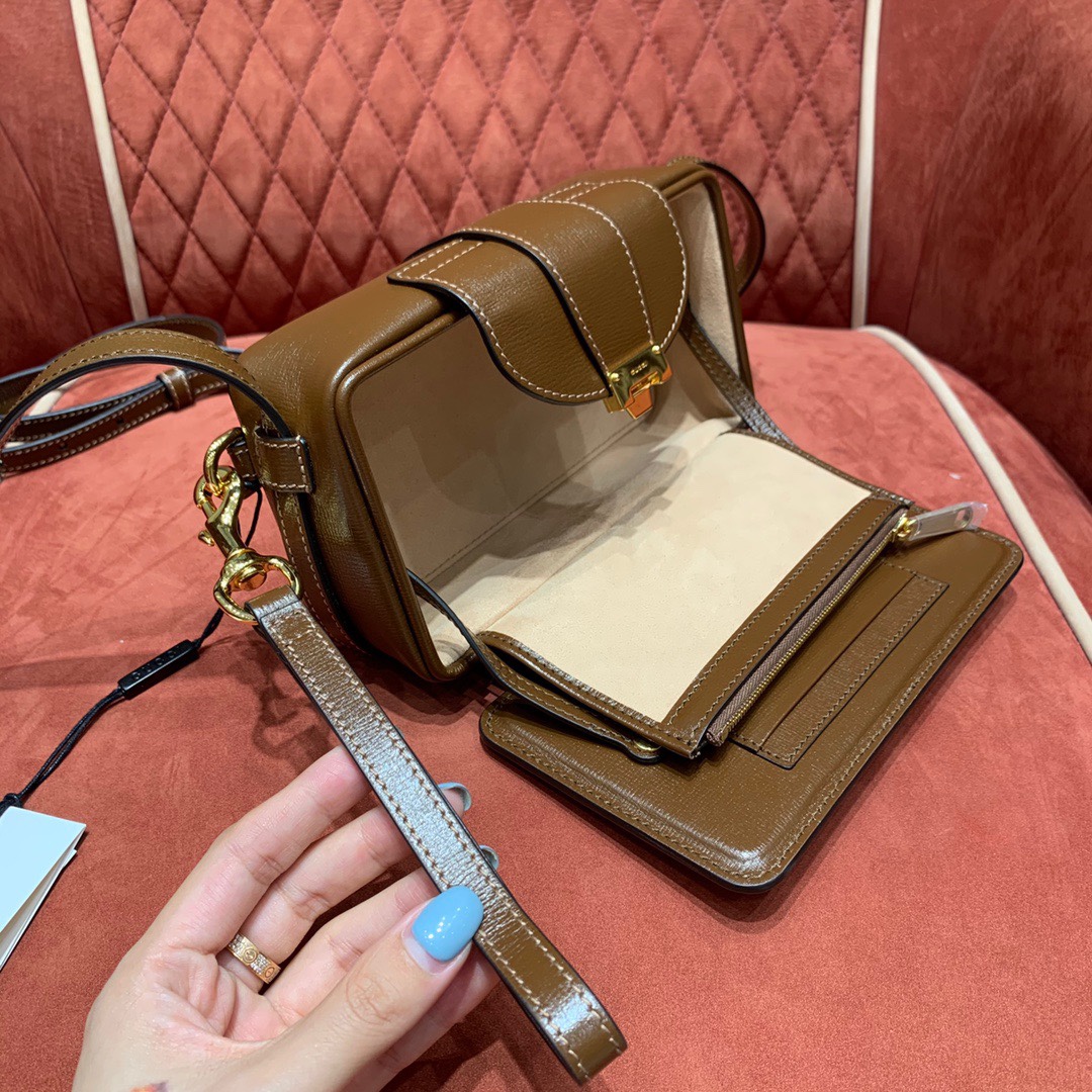 Supreme box bag angle 3