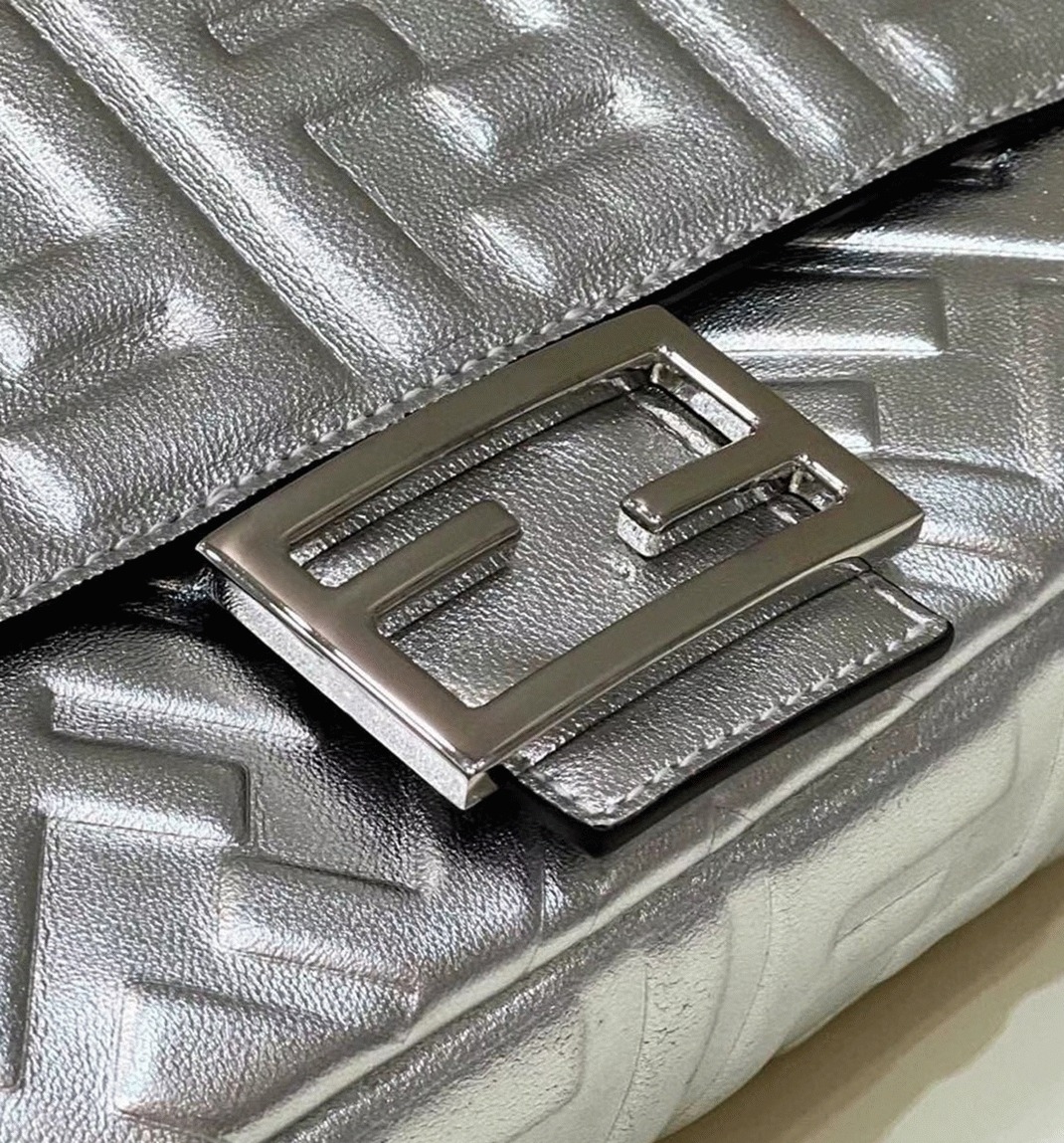 Top Quality Fake Fendi Large Baguette Bag In Silver FF Metallic Leather angle 2