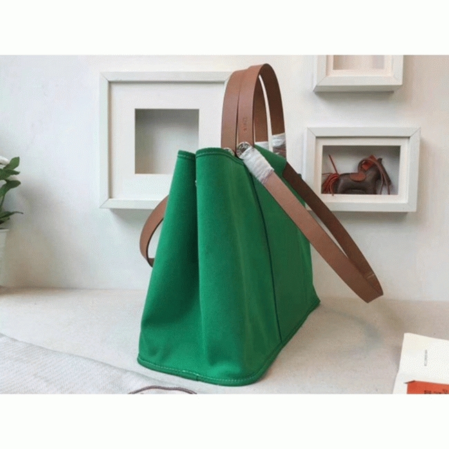 Bamboo Canvas Replica Hermes Cabag Elan Everyday Handbag angle 3