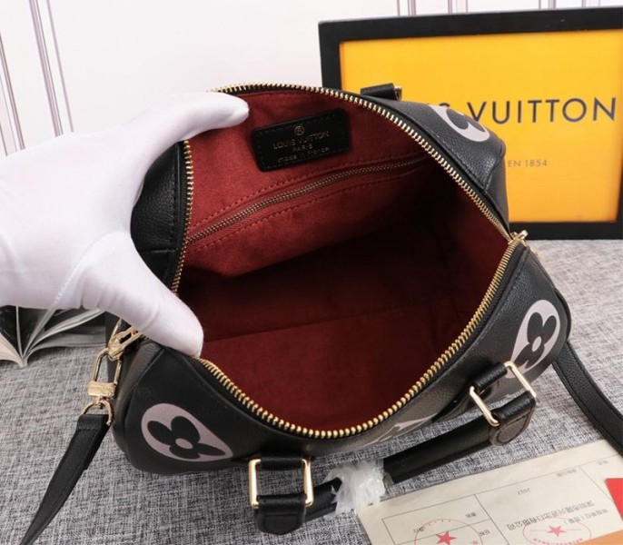 Louis Vuitton Bicolor Monogram Empreinte Leather Speedy Bandouliere 25 Handbag In Black And Lilac angle 5