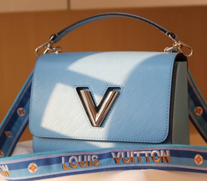 Louis Vuitton Epi Leather Twist MM Bag With Jacquard Strap In Bleuet Blue angle 2