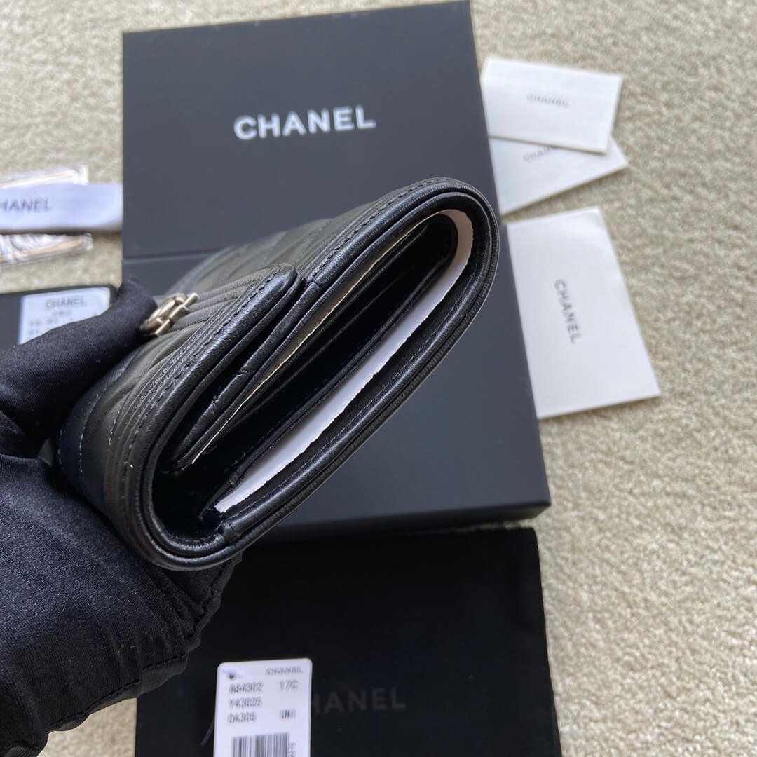 Chanel boy long wallet angle 3