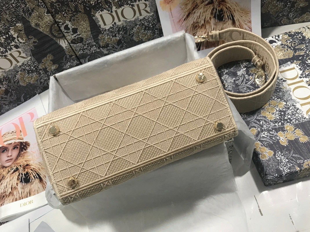 Dior Lady D-Lite Medium Bag Knockoff in Beige Cannage Embroidered Canvas angle 2