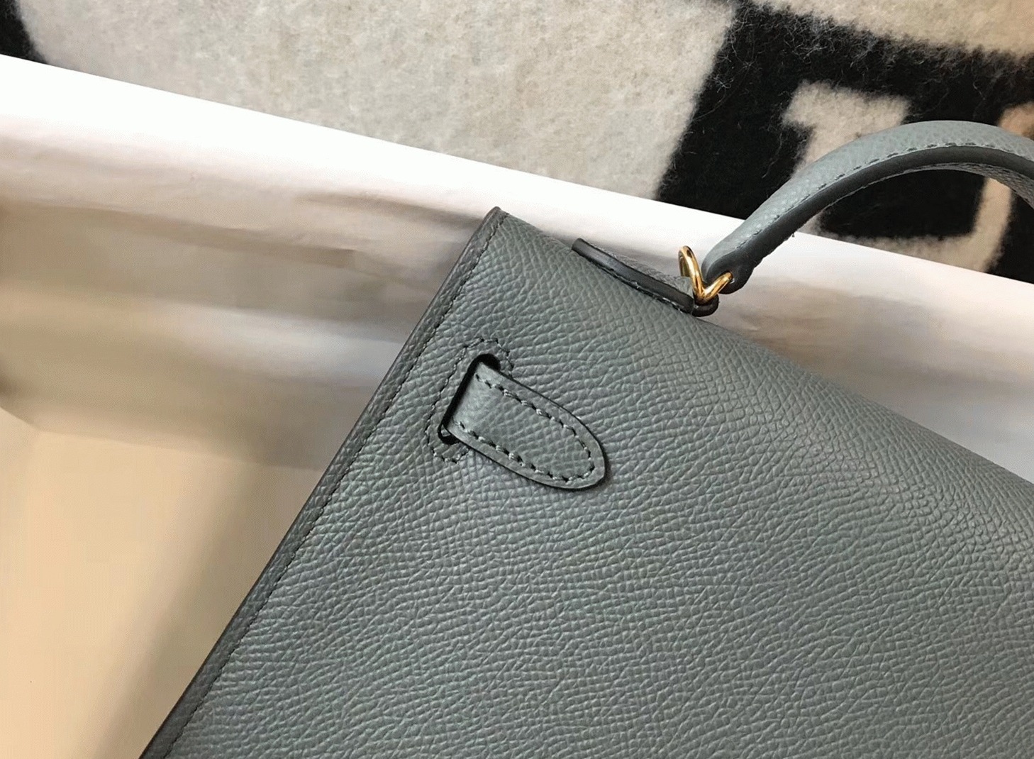 Hermes Kelly Mini II Bag Fake in Vert Amand angle 2