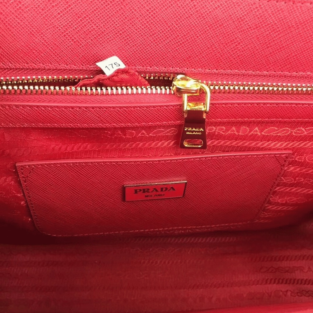 Red Prada Galleria Large Bag Best Replica angle 2
