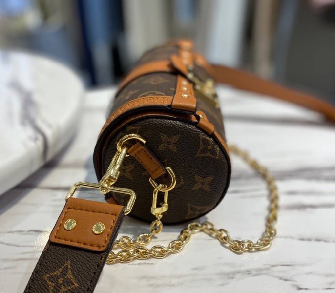 Louis Vuitton Monogram Canvas Papillon Trunk Bag angle 4