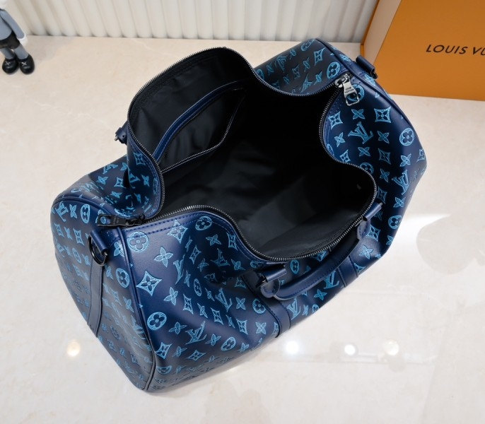 LV Monogram Shadow Keepall Bandouliere 50 In Navy River Blue angle 5