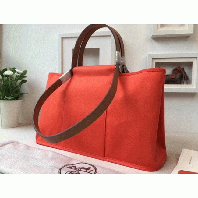 Capucine Canvas Replica Hermes Cabag Elan Chic Canvas Bag angle 4