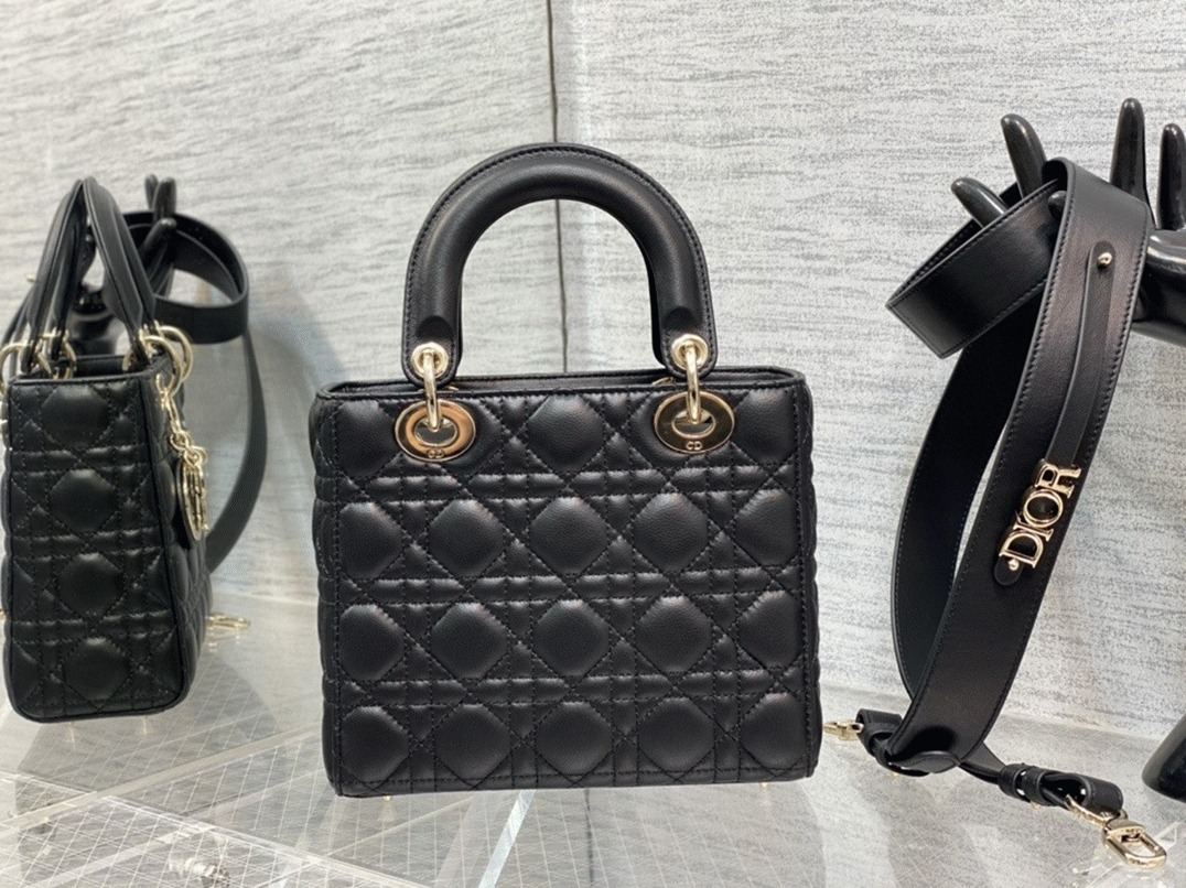 Dior Small Lady Dior My ABCDior Bag Knockoff in Black Cannage Lambskin angle 4