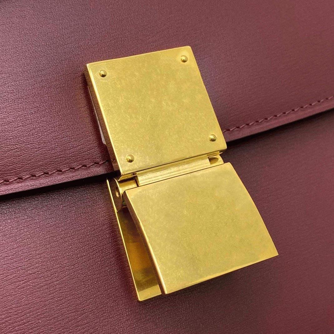 Top Quality Knockoff Celine Classic Box Medium Bag In Bordeaux angle 2