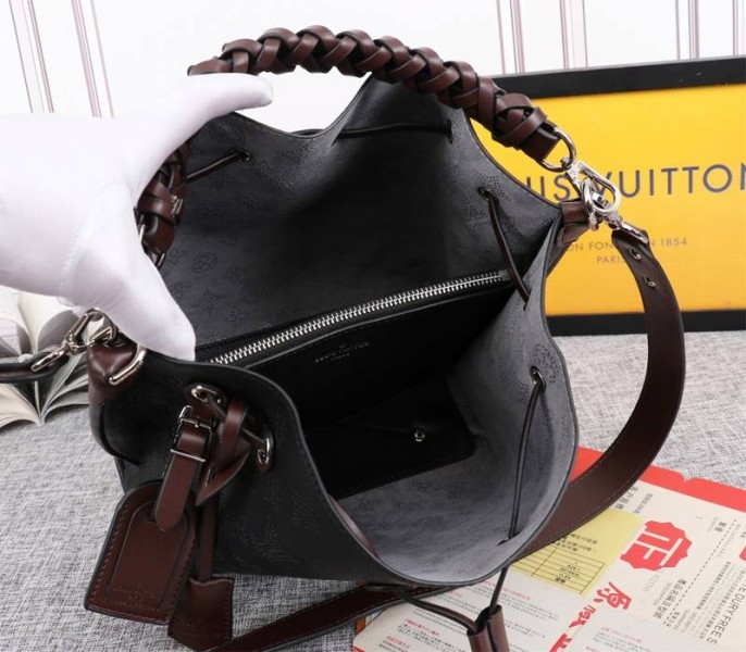 LV Mahina Muria Bag In Black angle 5