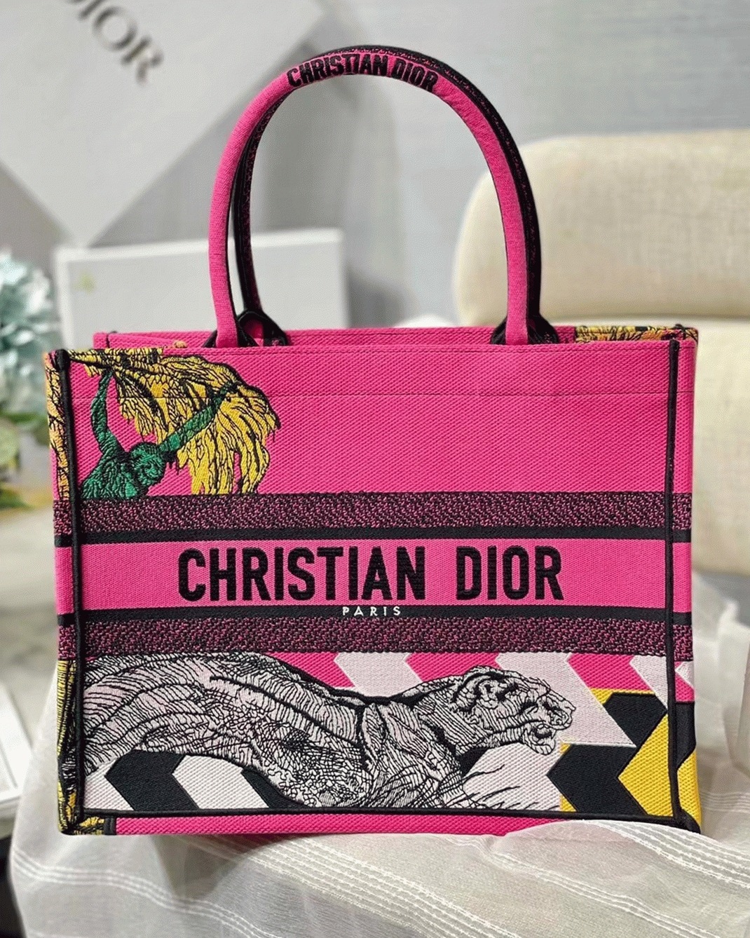 Dior Medium Book Tote Bag Replica in Toile de Jouy Zoom Pop Embroidery angle 5