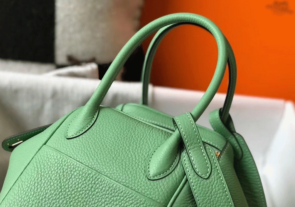 Fake Hermes Lindy bag 26cm in vert criquet angle 5