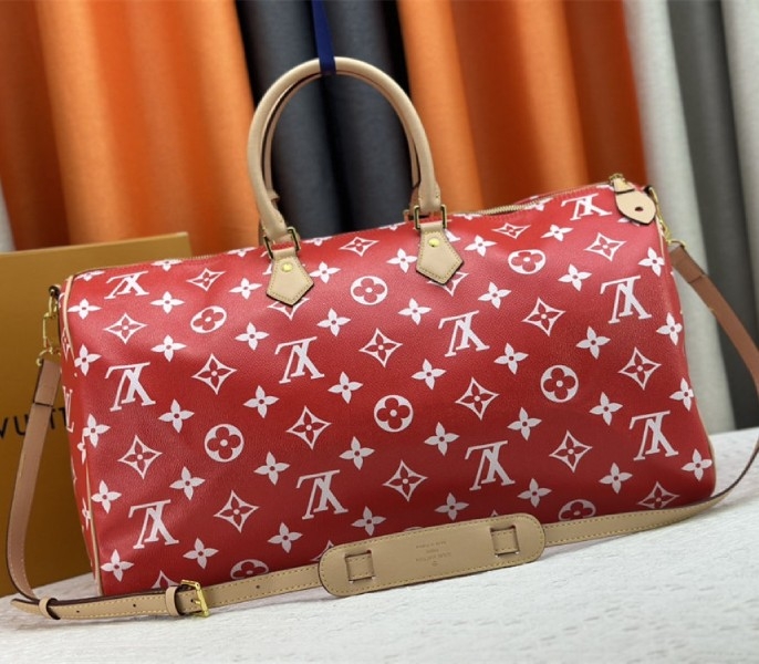 Louis Vuitton Speedy P9 Bandouliere 50 Bag In Red angle 3