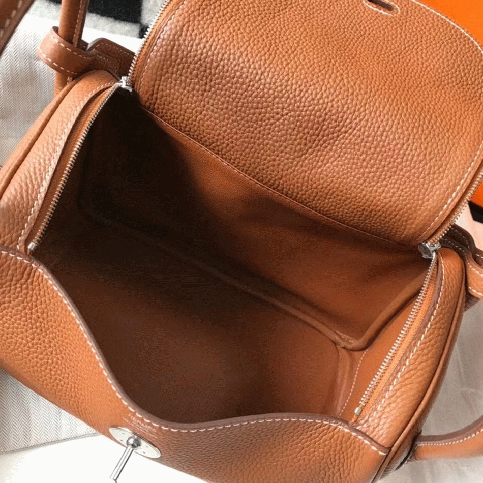 Designer replica Hermes Lindy 30cm bag in gold color angle 2