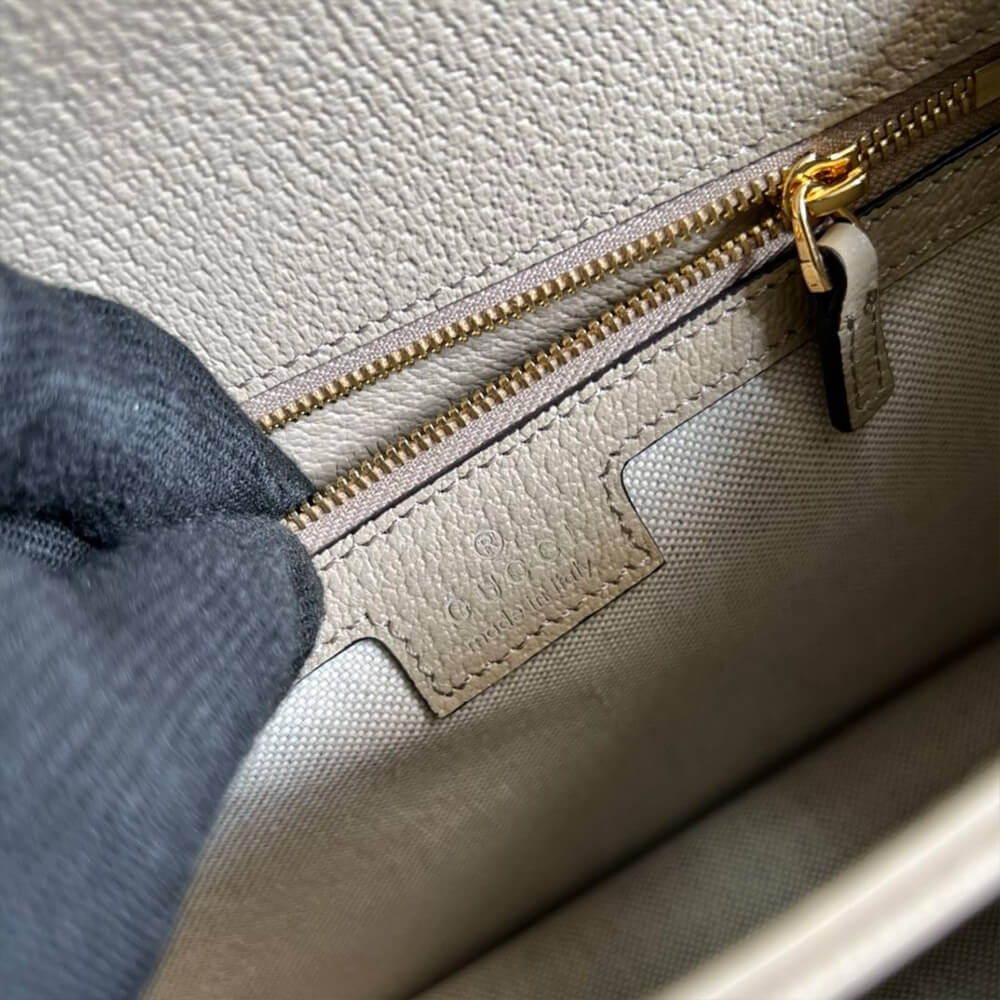 GUCCI BAMBOO 1947 JUMBO GG SMALL TOP HANDLE BAG angle 3