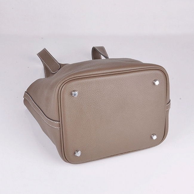 Top etain replica Hermes Picotin Lock handbag angle 3