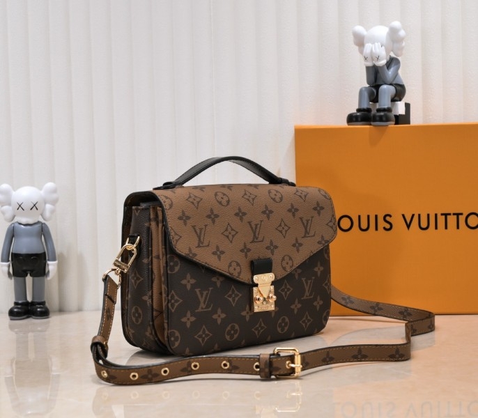 LV Monogram Reverse Canvas Metis M44876 angle 2