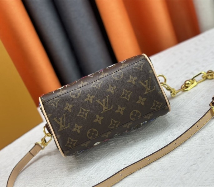 Louis Vuitton X TM Monogram Canvas Speedy Bandouliere 20 angle 5