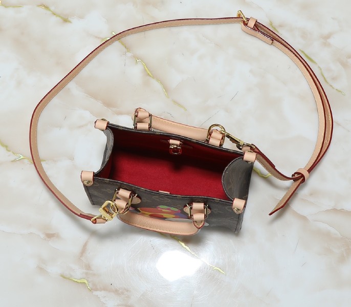 X TM Monogram Canvas OnTheGo BB With Bijou Edition angle 3