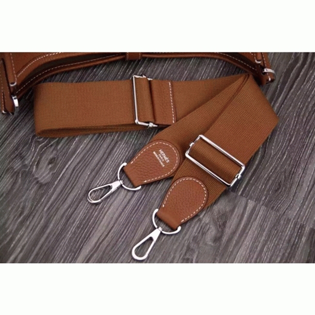 Brown Evelyne III PM Bag Replica Designer Hermes Classic Tote angle 3