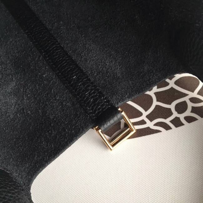 Black 1:1 fake Hermes Picotin Lock 22cm handbag with braided handles angle 4