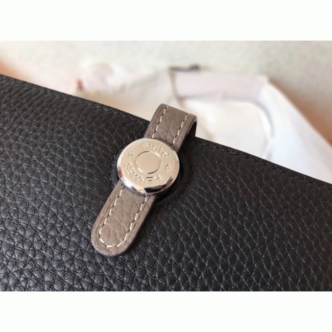Black taupe knockoff Hermes Dogon duo wallet angle 4