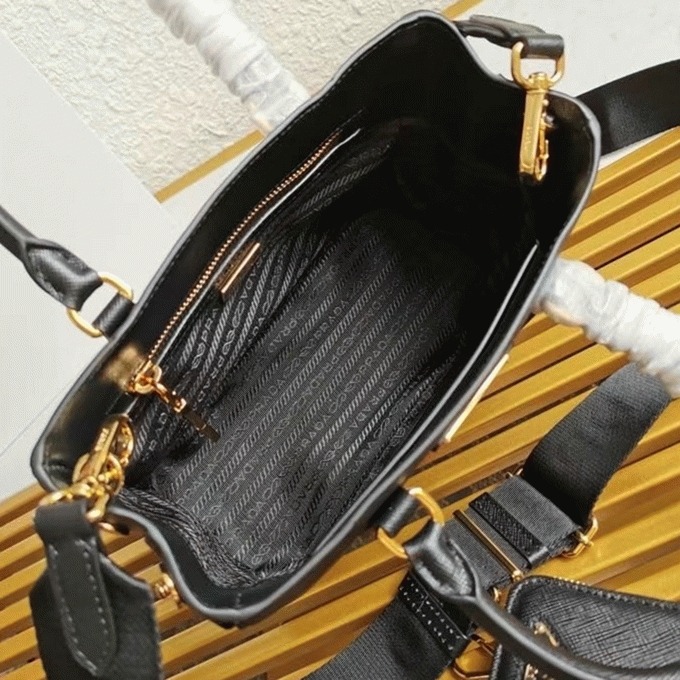 Black Prada Galleria Mini Bag Best Replica angle 3