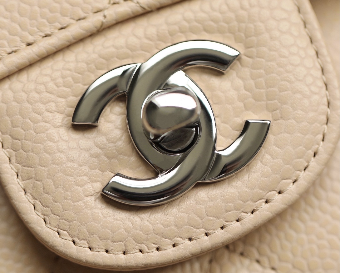 Chanel small classic flap bag angle 4