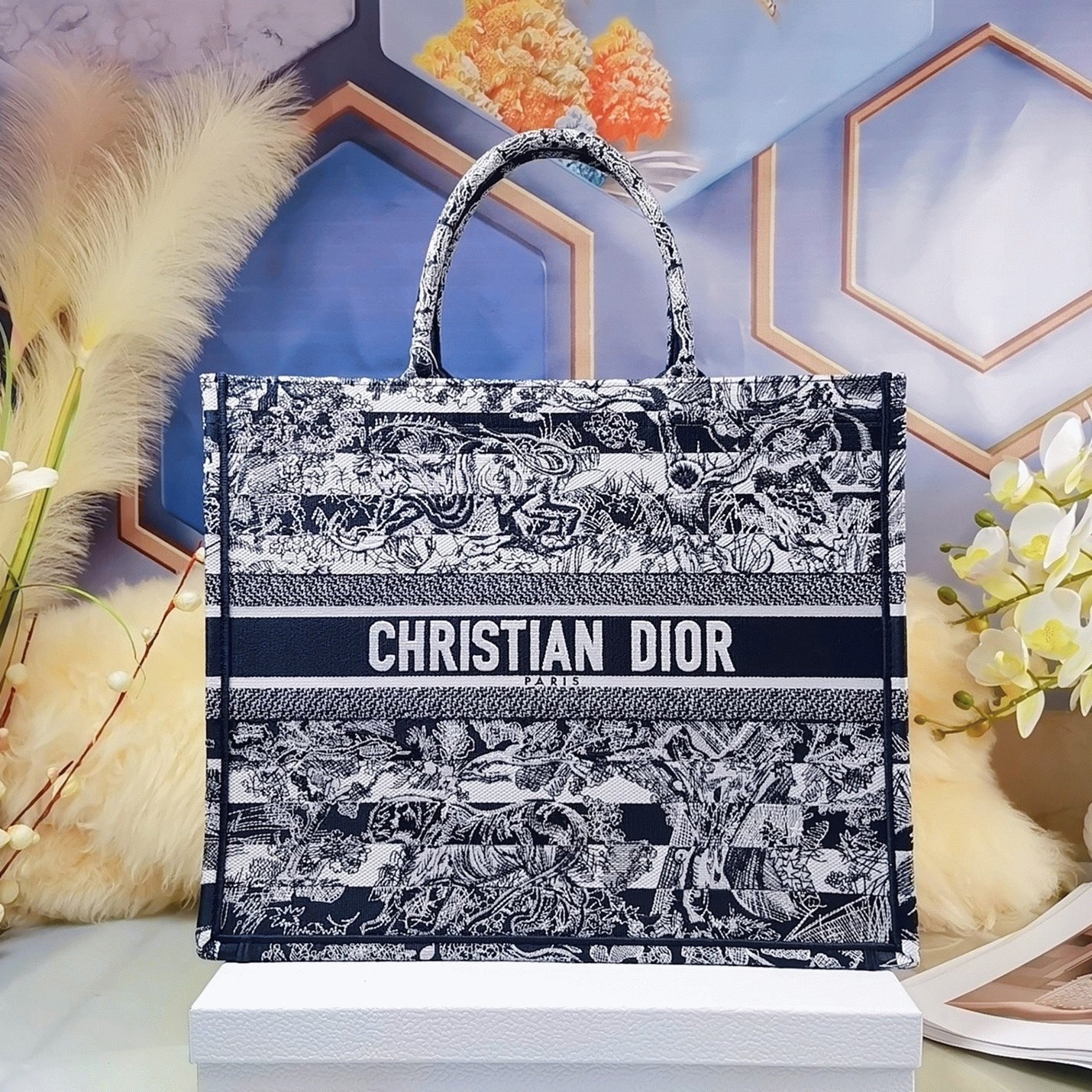 Dior Large Book Tote Bag Fake in Blue Toile de Jouy Stripes Embroidery angle 5