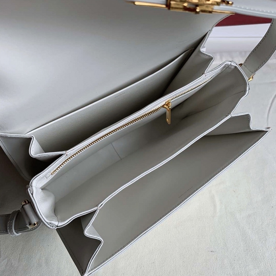 Top Quality Replica Celine Triomphe Large Bag In White angle 4